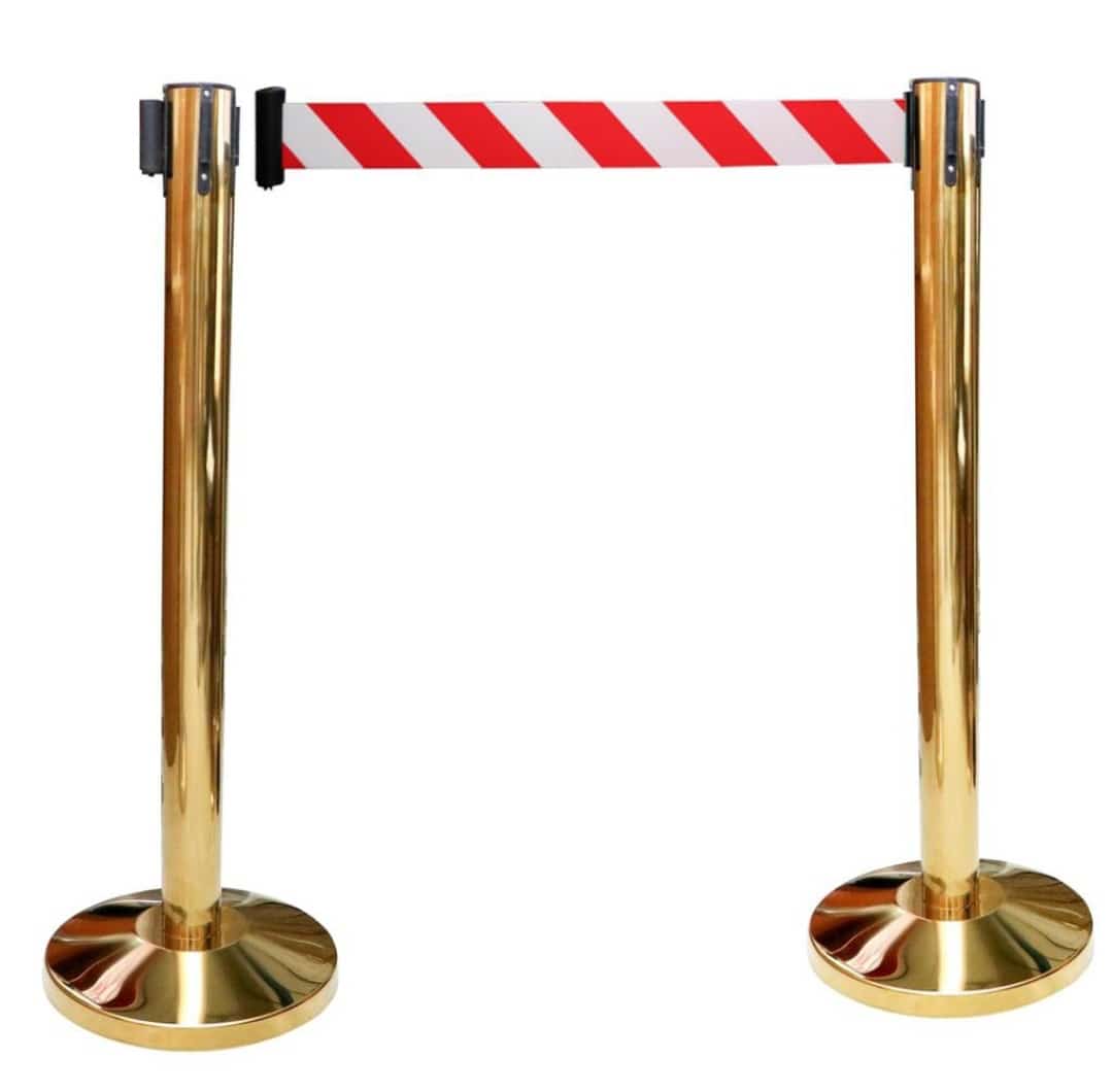 Retractable belt crowd control line stand